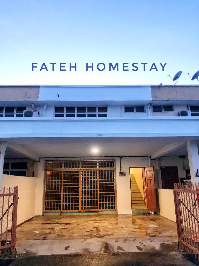 Fateh Homestay Арау Екстериор снимка