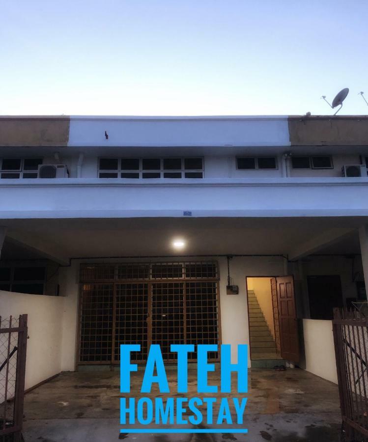 Fateh Homestay Арау Екстериор снимка